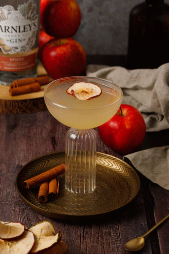 Darnley's Gin: Spiced Apple Bee's Knees